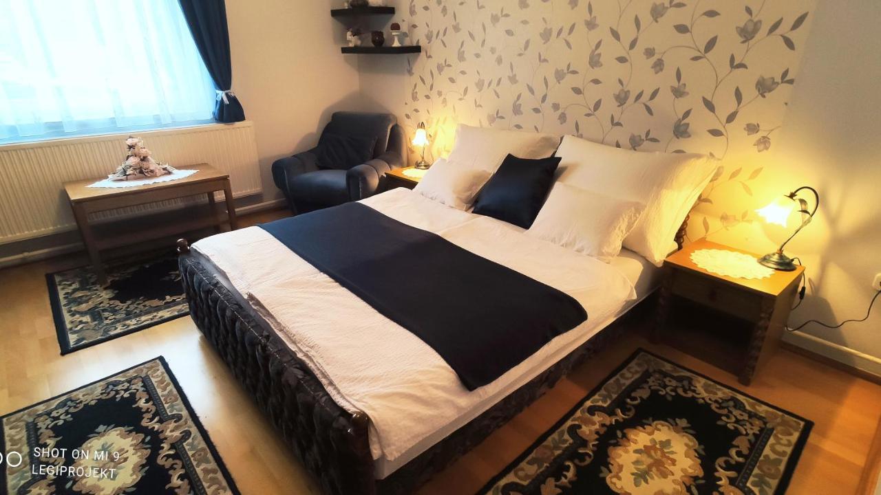 Papp Apartmanház Vonyarcvashegy Exterior foto