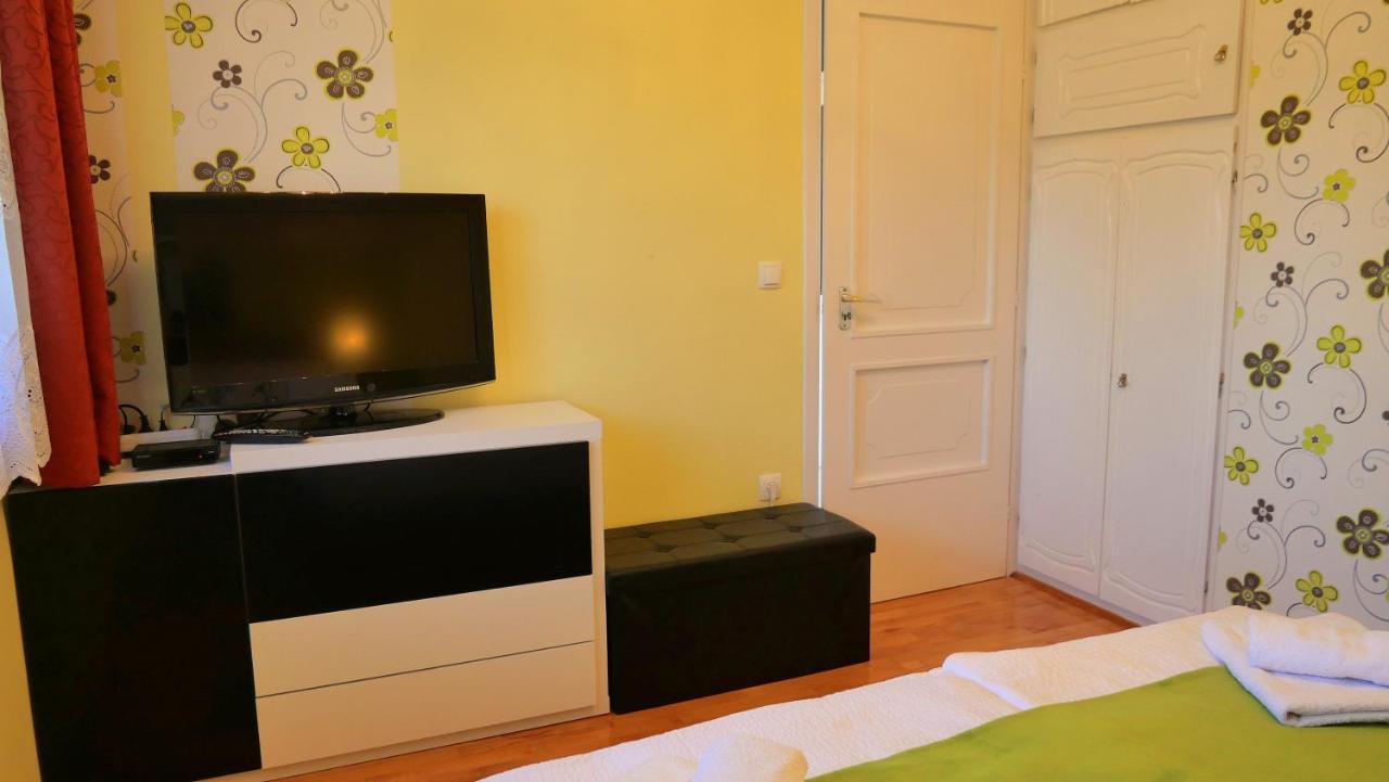Papp Apartmanház Vonyarcvashegy Exterior foto