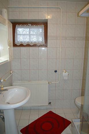 Papp Apartmanház Vonyarcvashegy Exterior foto